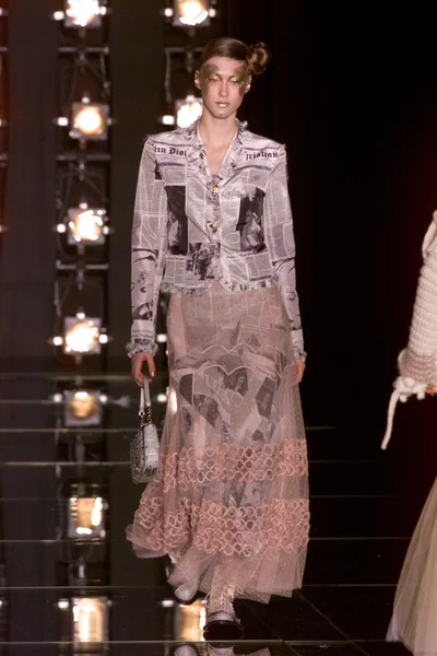 Look 49